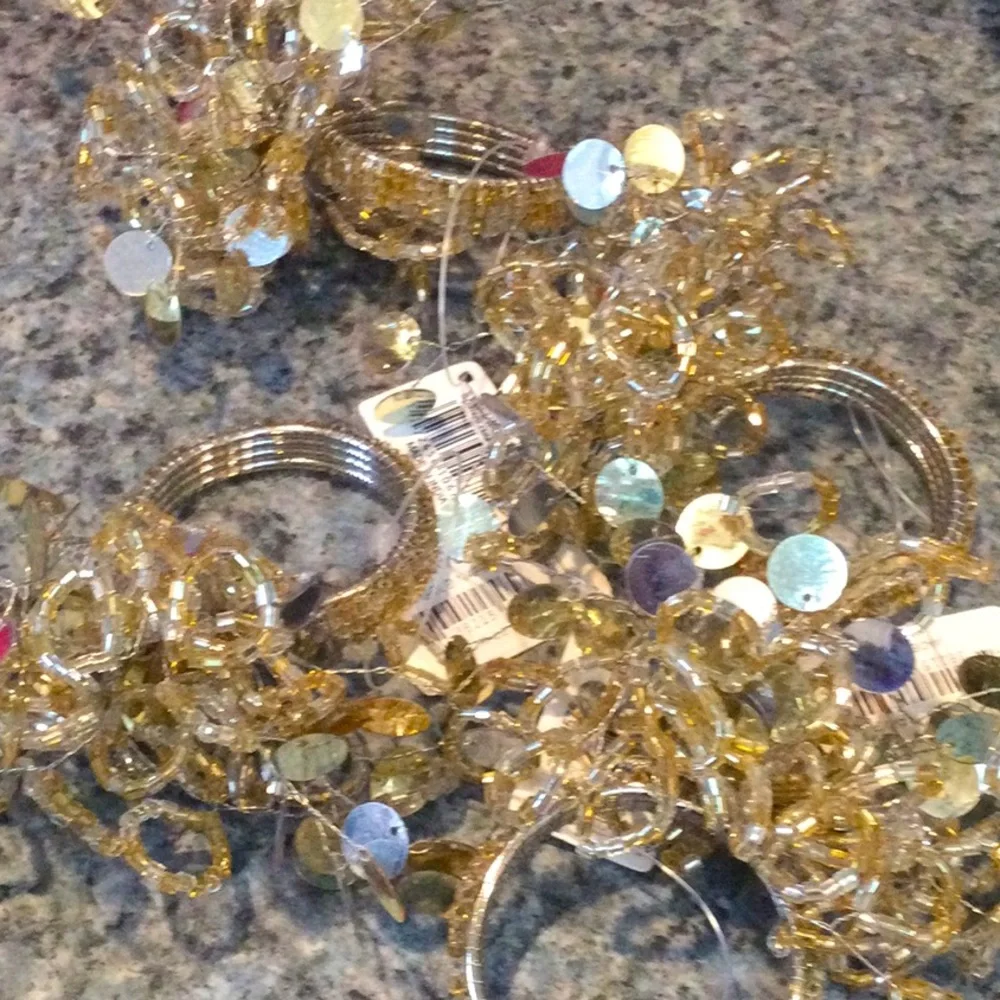 Set of five sparkle napkin rings. New!